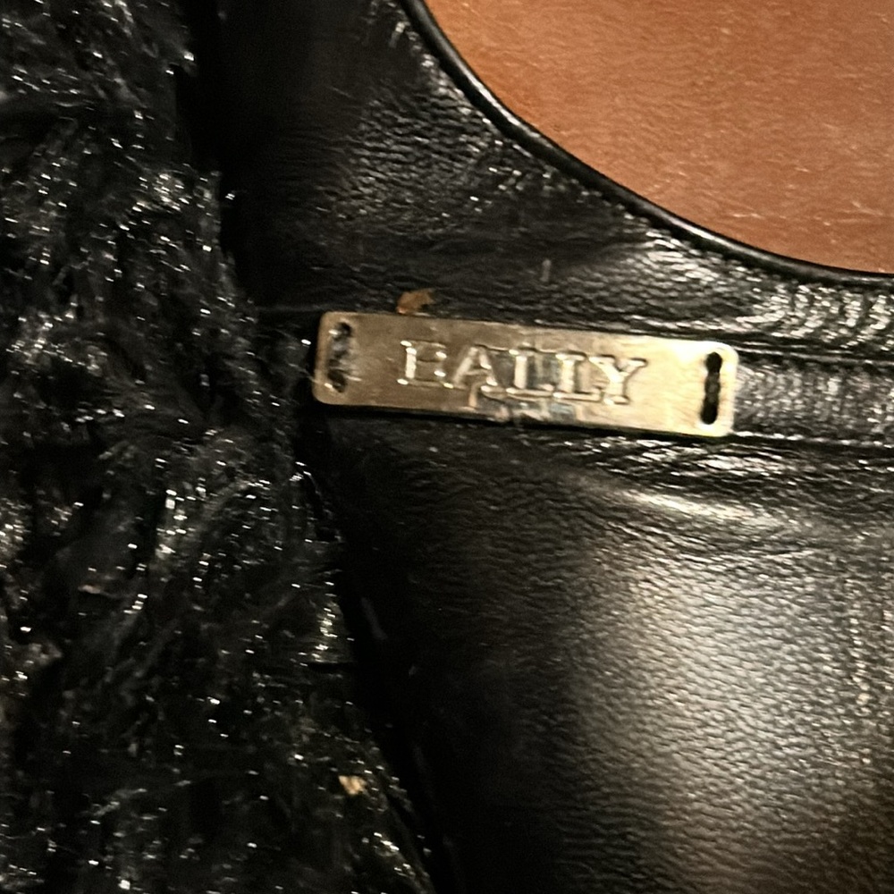 BALLY slides - Picture 2 of 7